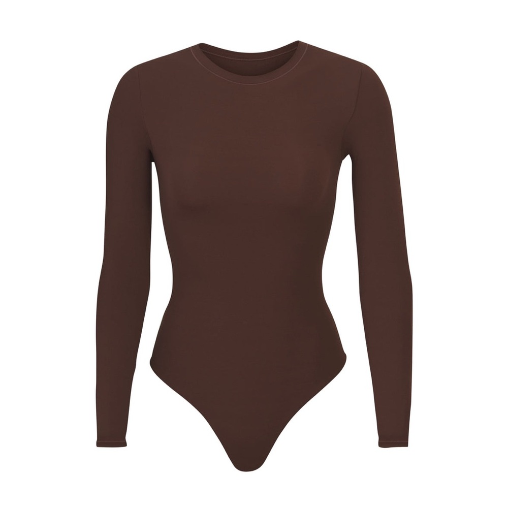 SKIMS Fits Everybody Long Sleeve Crew Neck Bodysuit